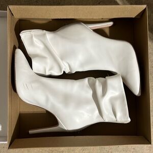 Jessica Simpson boots